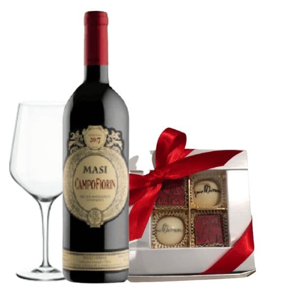 Kit Festa Della Mamma - Rosso Verona IGT, Praline Assortite, Fiori Freschi e Calice in Vetro