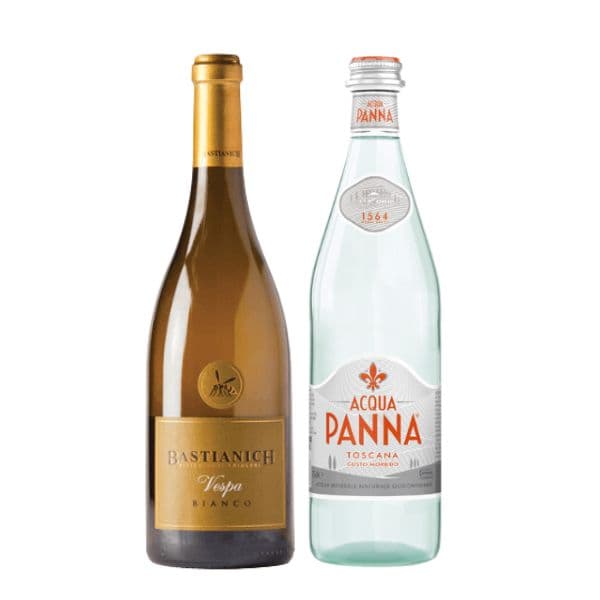 Vespa Bianco IGT Venezia Giulia 2019 con Acqua Panna