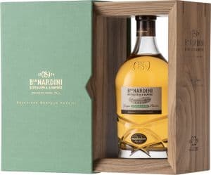 Grappa Nardini Riserva 22 Anni Legno 45° 70cl